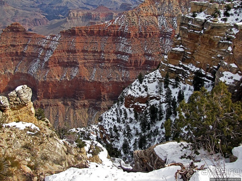 Гранд — потому что ну очень большой