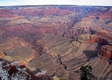 Гранд — потому что ну очень большой