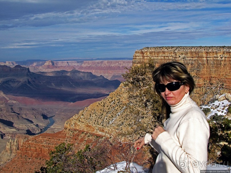 Гранд — потому что ну очень большой