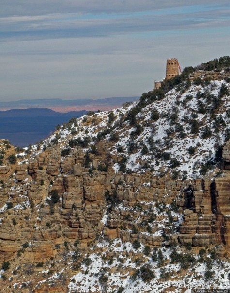 Гранд — потому что ну очень большой