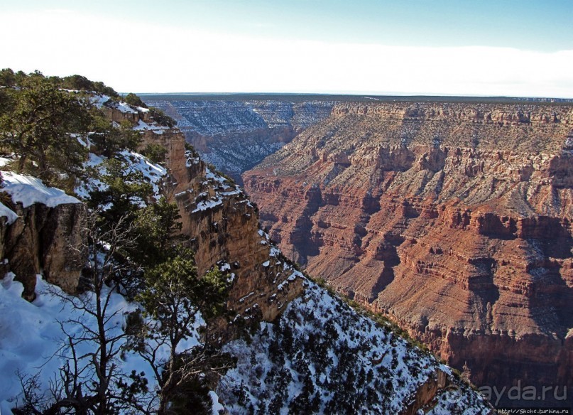 Гранд — потому что ну очень большой