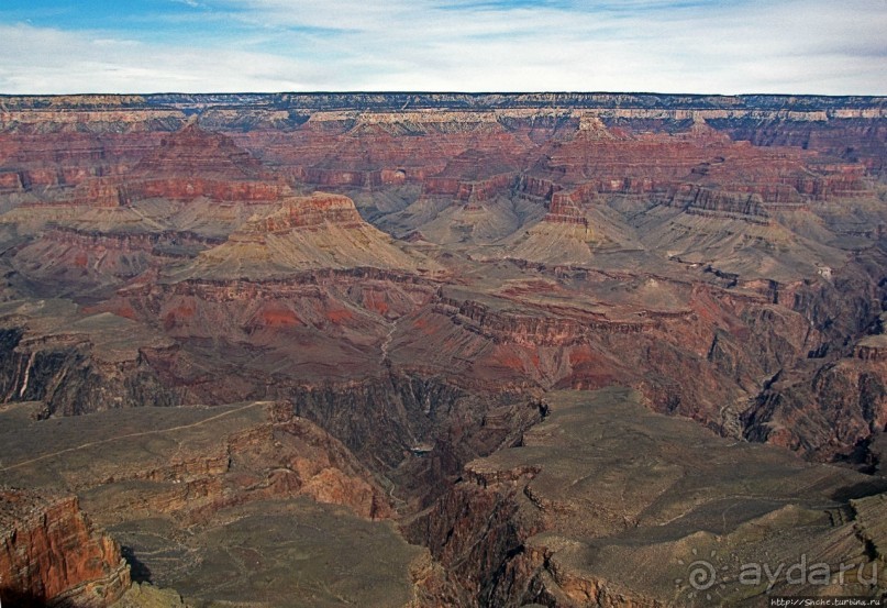 Гранд — потому что ну очень большой