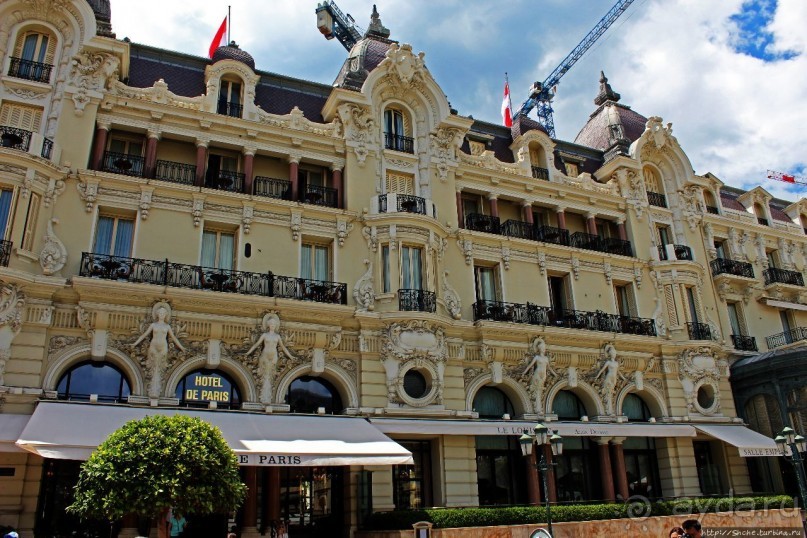 Гора (папочки) Карло