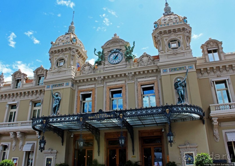 Гора (папочки) Карло