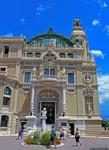 Гора (папочки) Карло