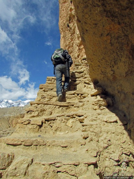 Пещерный город Лхонг