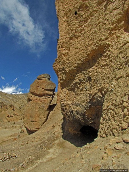 Пещерный город Лхонг