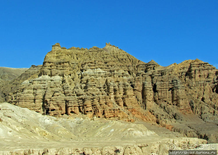 Пещерный город Лхонг