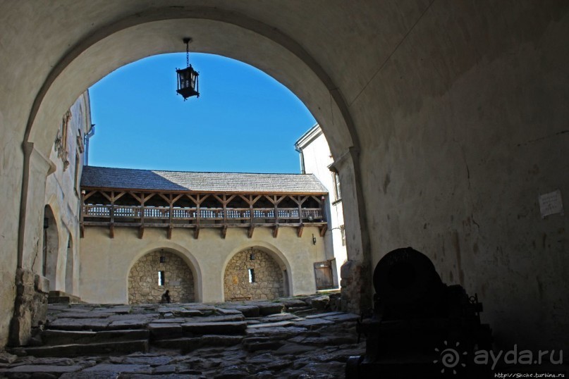 Замок в Олесько. Сколько же можно проезжать мимо