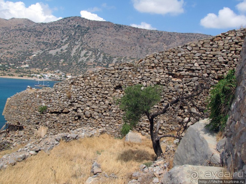 Спинолонга - остров-крепость на входе в залив Мирабелла