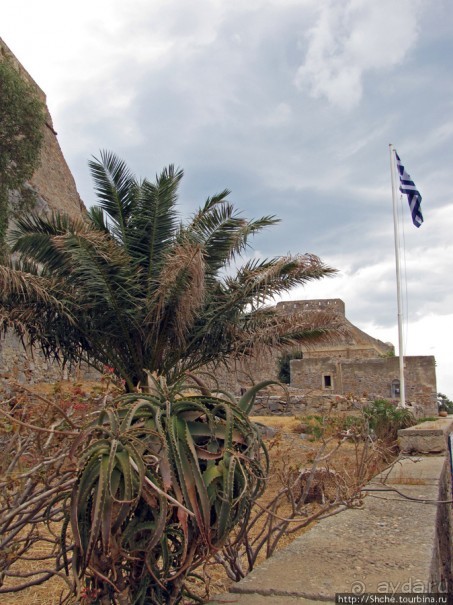 Спинолонга - остров-крепость на входе в залив Мирабелла