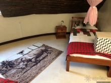 Прибыли в Кению в «Маленький Рай»