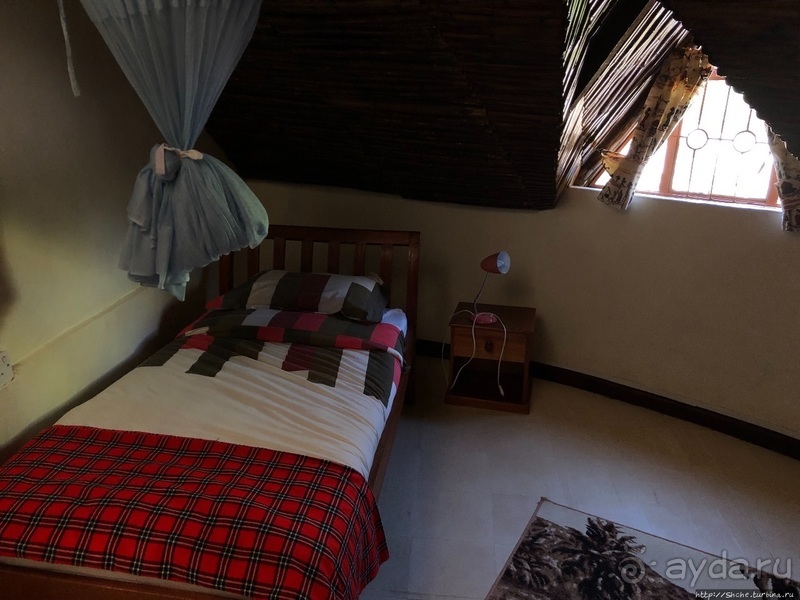 Прибыли в Кению в «Маленький Рай»