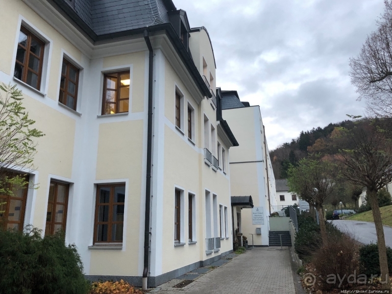 Поселились в монастыре (правда на пару ночей)