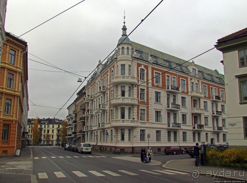 По нетопаным тропам ... Фрогнер — нетуристический Осло