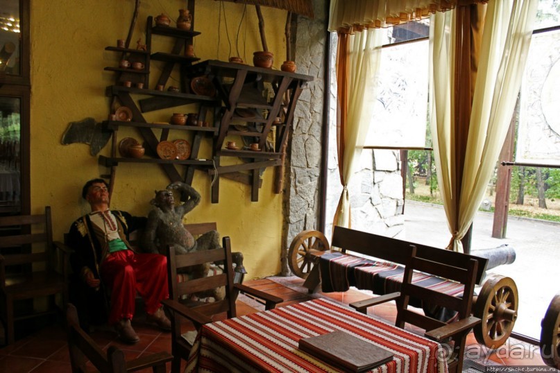 "Атмосферный" ресторан на Хортице