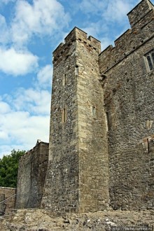 Замок Кэр — скромный красавец