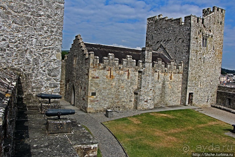 Замок Кэр — скромный красавец