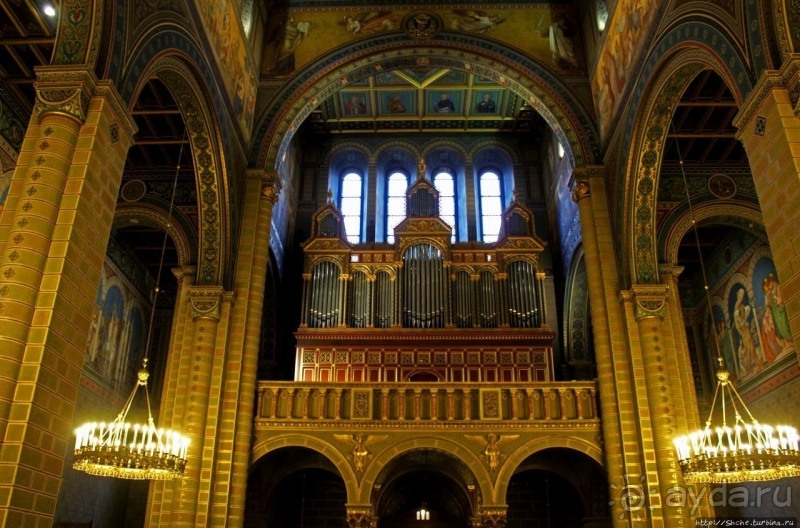 Роскошно! Собор Святых Петра и Павла в Пече