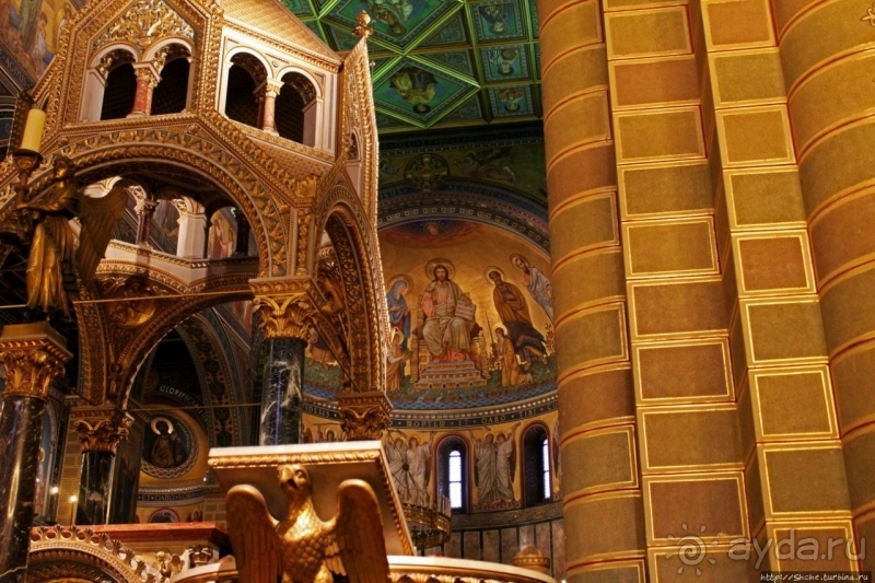 Роскошно! Собор Святых Петра и Павла в Пече