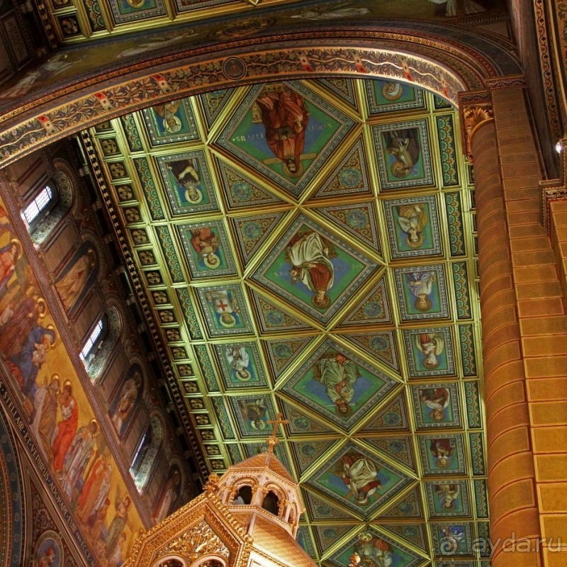 Роскошно! Собор Святых Петра и Павла в Пече