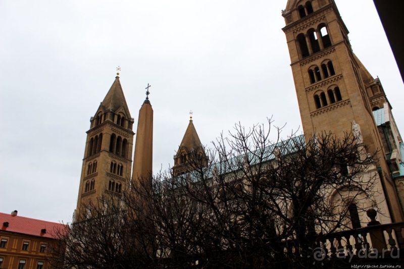 Роскошно! Собор Святых Петра и Павла в Пече