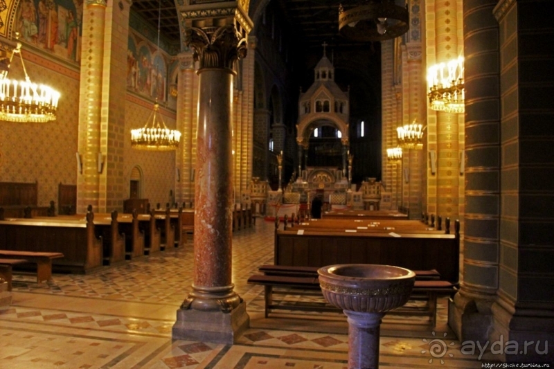 Роскошно! Собор Святых Петра и Павла в Пече