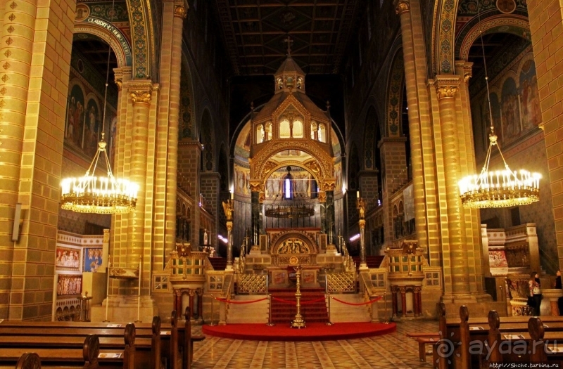 Роскошно! Собор Святых Петра и Павла в Пече