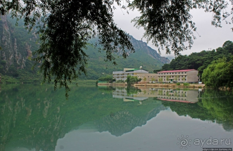 Катим по КНДР. Остановка на живописном озере Симпхен