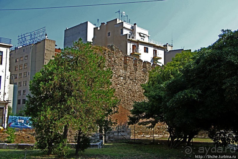 Турецкая крепость на византийском фундаменте в Салониках