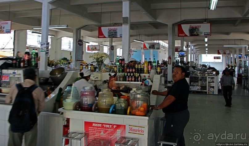 Чисто и безопасно — самый старый/молодой рынок Кито