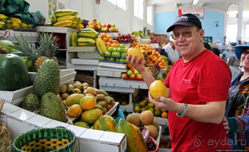 Чисто и безопасно — самый старый/молодой рынок Кито
