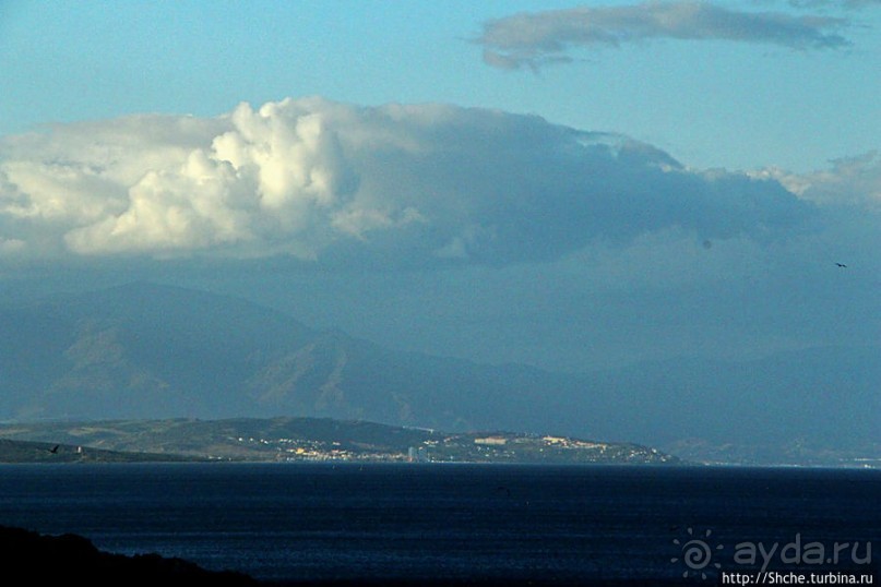 Заход солнца между Африкой и Испанией в Великобритании