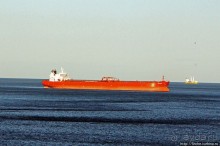 Заход солнца между Африкой и Испанией в Великобритании