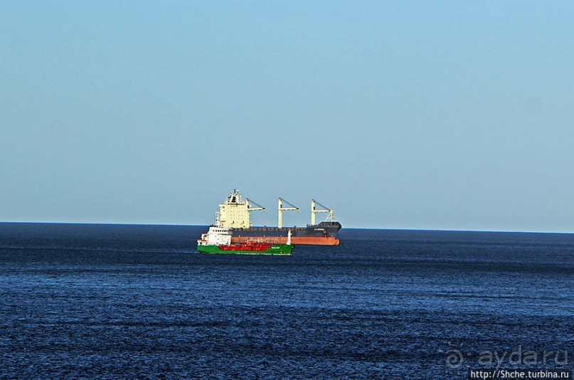 Заход солнца между Африкой и Испанией в Великобритании