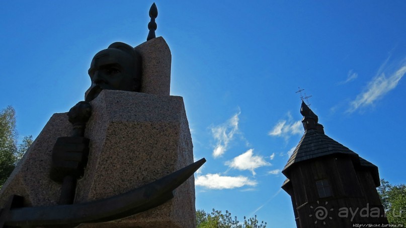 Памяти гетьманов Войска Запорожского и князей каневских