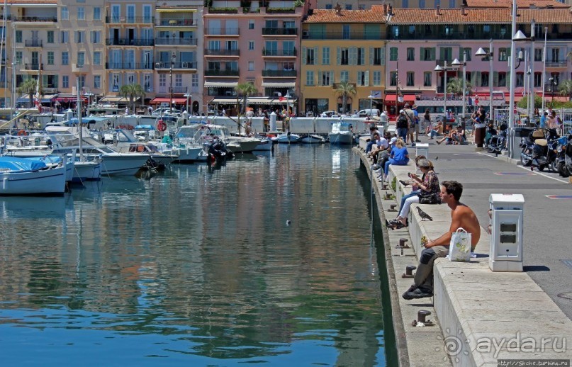 Канны. Старый порт для новеньких яхт