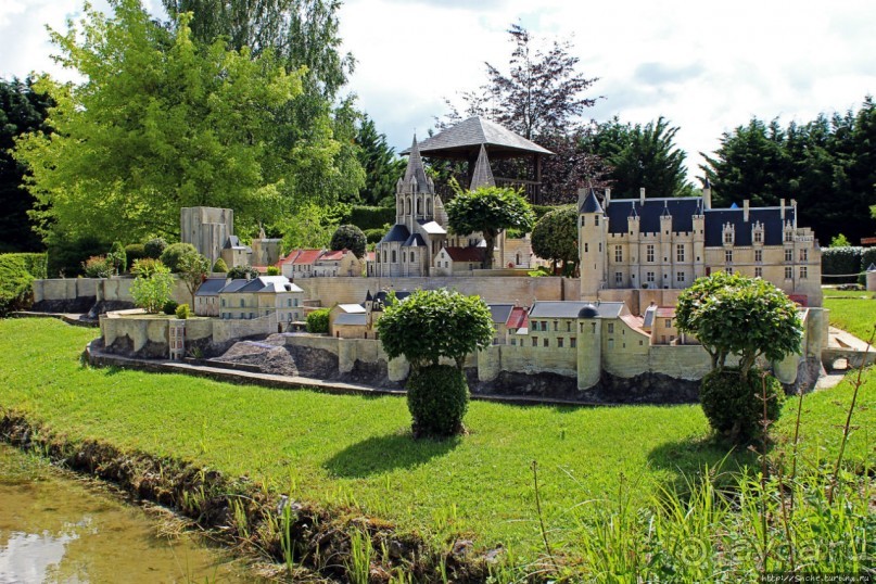 Замки долины Луары — 14 евро за пучок