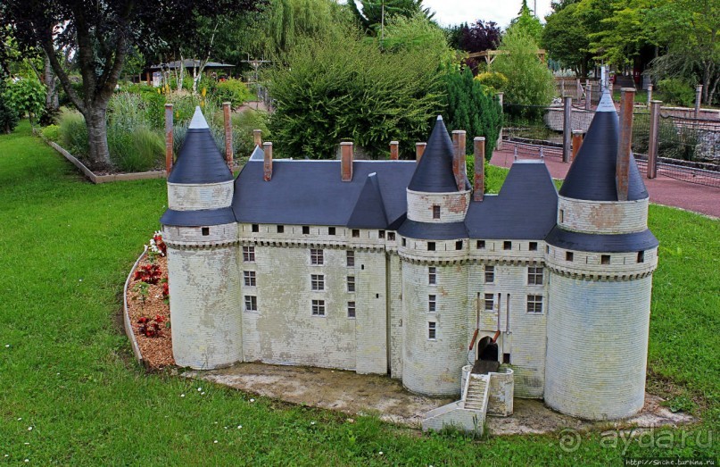 Замки долины Луары — 14 евро за пучок