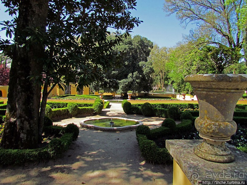 Королевский парк Jardim do Cerco в Мафре