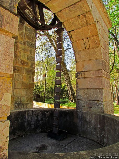 Королевский парк Jardim do Cerco в Мафре