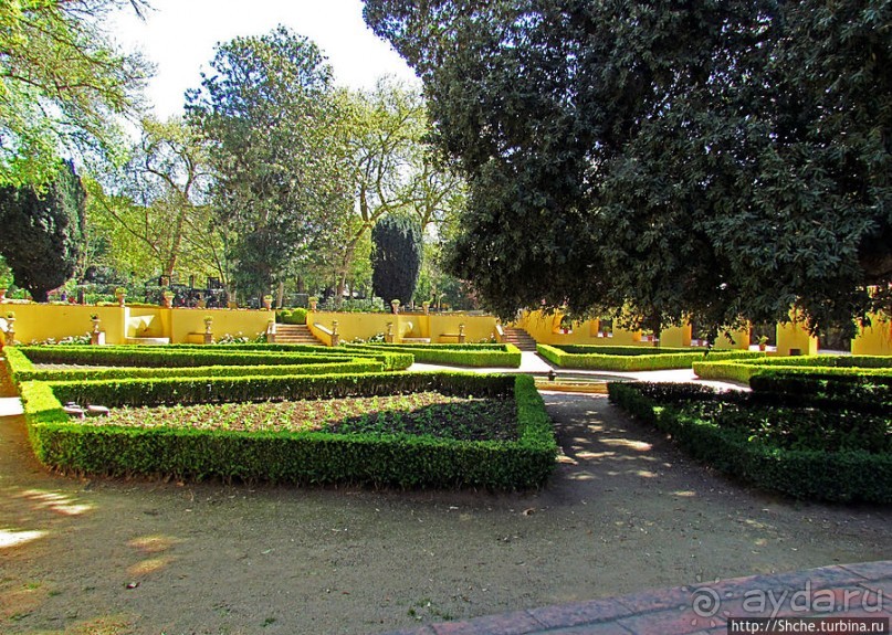 Королевский парк Jardim do Cerco в Мафре