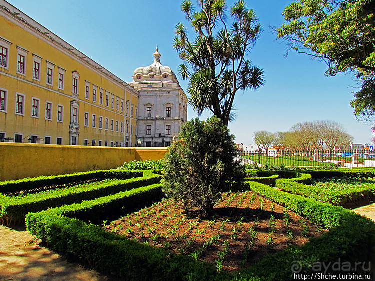 Королевский парк Jardim do Cerco в Мафре
