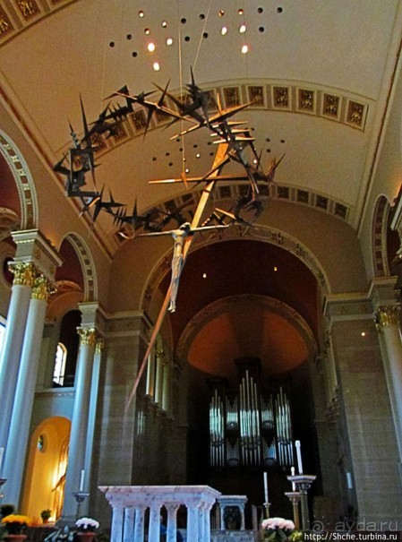 Католический кафедральный собор Иоанна Богослова в Милуоки