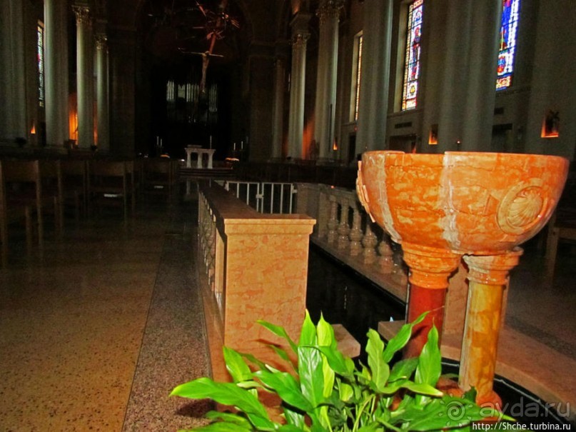 Католический кафедральный собор Иоанна Богослова в Милуоки