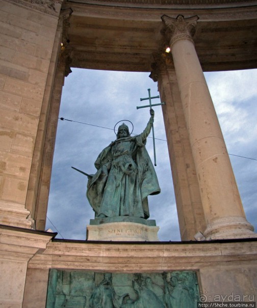 Короткий визит в Будапешт, Площадь Героев и стадион Пушкаша