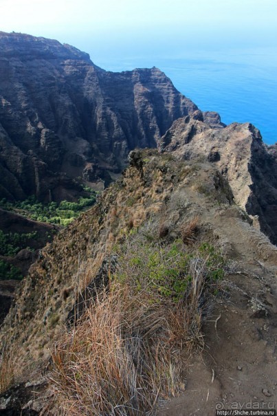 Скалы Нуалоло — "вид на миллион долларов" и немного "крейзи"