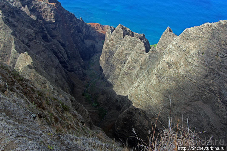 Скалы Нуалоло — "вид на миллион долларов" и немного "крейзи"
