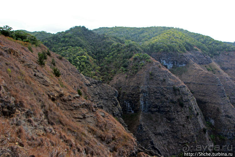 Скалы Нуалоло — "вид на миллион долларов" и немного "крейзи"