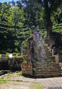 Остров Солнца. Скала Титикала — здесь боги ступили на землю